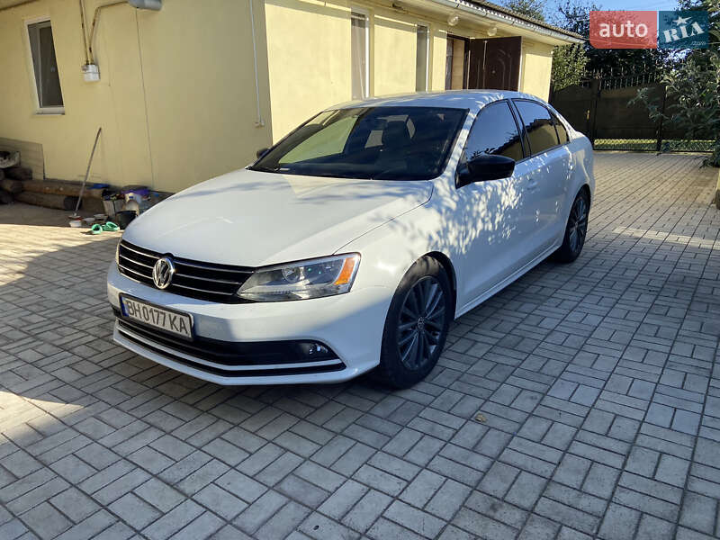 Седан Volkswagen Jetta 2016 в Сумах