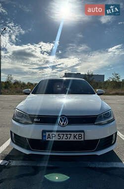 Седан Volkswagen Jetta 2013 в Запоріжжі