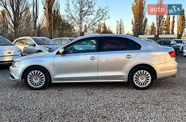 Седан Volkswagen Jetta 2014 в Одесі