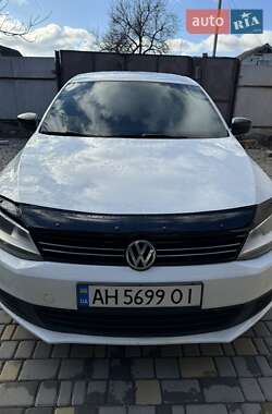 Седан Volkswagen Jetta 2014 в Павлограді