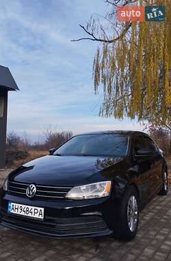 Седан Volkswagen Jetta 2015 в Першотравенске