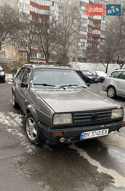 Седан Volkswagen Jetta 1987 в Ровно