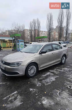 Volkswagen Jetta 2013