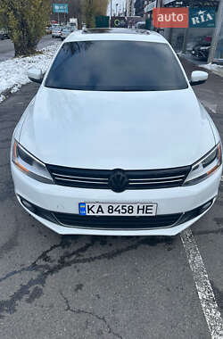 Седан Volkswagen Jetta 2014 в Киеве