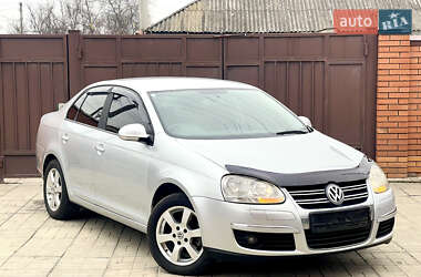 Седан Volkswagen Jetta 2008 в Днепре