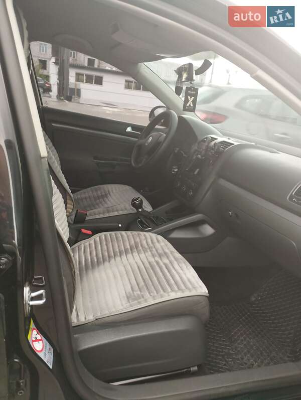 Універсал Volkswagen Jetta 2006 в Вінниці