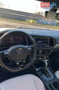 Седан Volkswagen Jetta 2019 в Ромнах