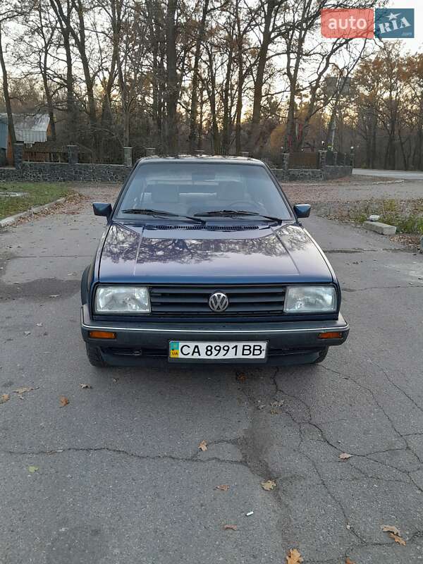 Седан Volkswagen Jetta 1987 в Черкассах