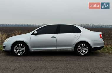 Седан Volkswagen Jetta 2006 в 