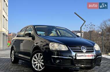 Седан Volkswagen Jetta 2006 в Хмельницком