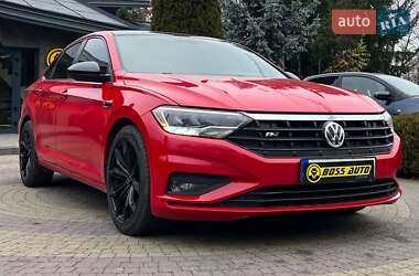 Седан Volkswagen Jetta 2018 в Львові