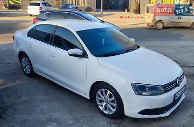 Седан Volkswagen Jetta 2012 в Днепре