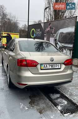 Volkswagen Jetta 2013