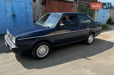 Седан Volkswagen Jetta 1990 в Чернигове