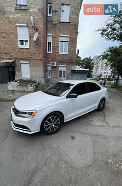 Седан Volkswagen Jetta 2015 в Черкасах