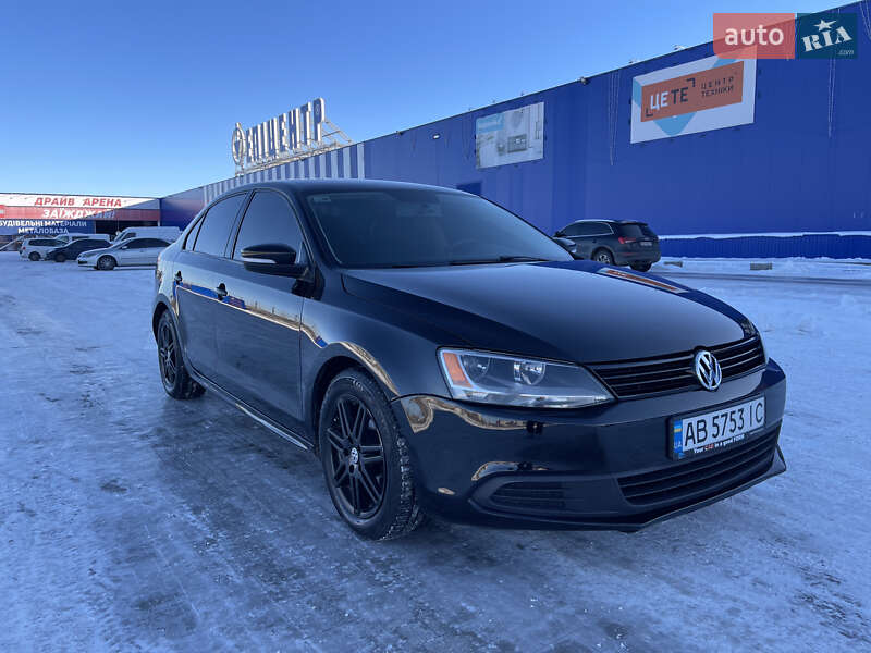 Volkswagen Jetta 2011
