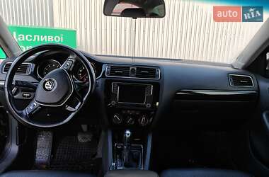 Седан Volkswagen Jetta 2016 в Киеве