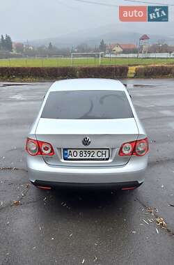 Седан Volkswagen Jetta 2010 в Береговому