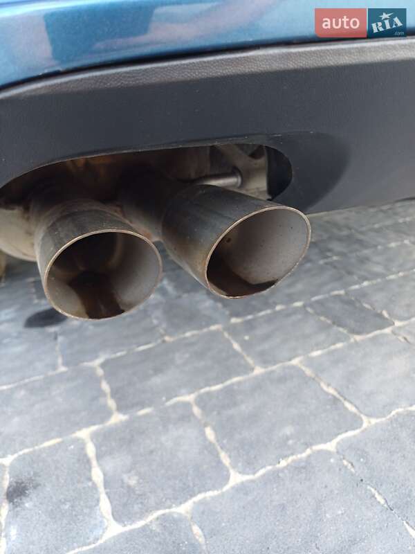 Седан Volkswagen Jetta 2014 в Львове