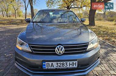 Седан Volkswagen Jetta 2016 в Кропивницькому