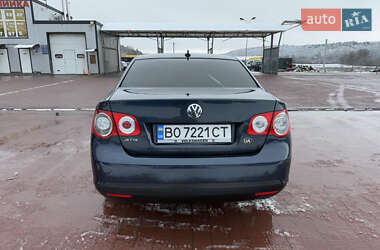 Седан Volkswagen Jetta 2006 в Теребовле