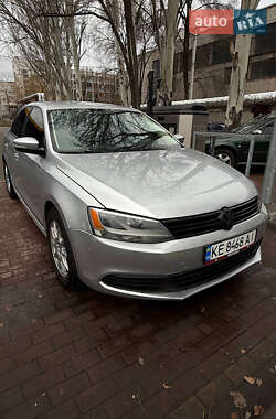 Седан Volkswagen Jetta 2011 в Днепре