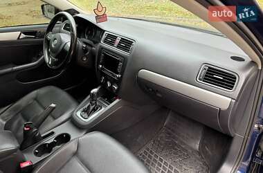 Седан Volkswagen Jetta 2012 в Запоріжжі