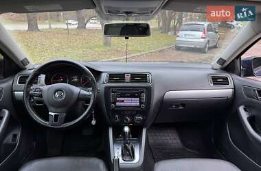 Седан Volkswagen Jetta 2012 в Запоріжжі