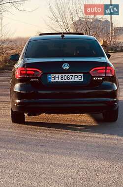 Седан Volkswagen Jetta 2014 в Любашівці