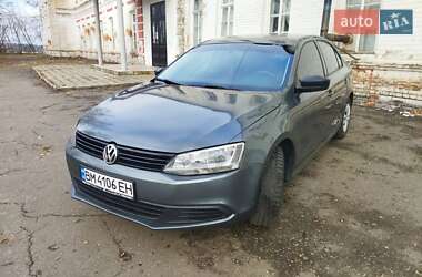 Седан Volkswagen Jetta 2013 в Ромнах