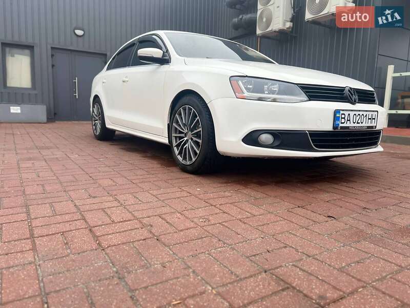 Седан Volkswagen Jetta 2013 в Знаменке