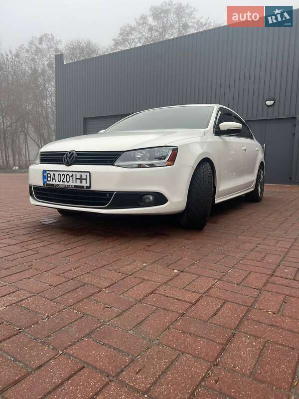 Седан Volkswagen Jetta 2013 в Знаменке