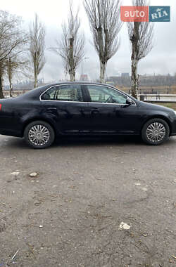 Седан Volkswagen Jetta 2006 в Кривому Розі