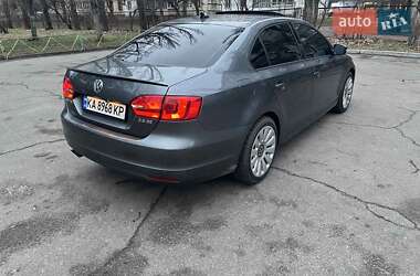 Седан Volkswagen Jetta 2011 в Києві