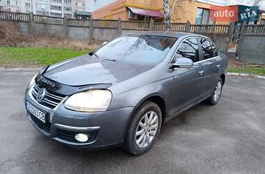 Седан Volkswagen Jetta 2006 в Чернігові