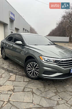 Седан Volkswagen Jetta 2019 в 