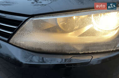 Седан Volkswagen Jetta 2012 в 