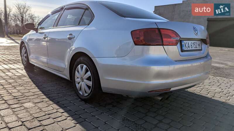 Седан Volkswagen Jetta 2012 в Іллінцях