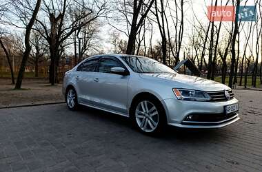 Седан Volkswagen Jetta 2015 в Дніпрі