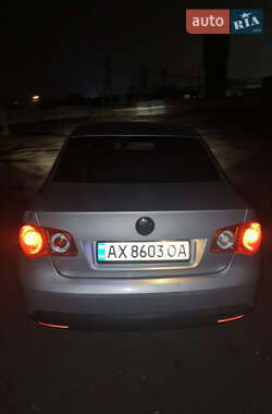 Седан Volkswagen Jetta 2007 в Богодухіву