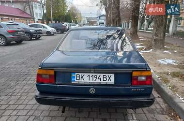 Седан Volkswagen Jetta 1988 в Львові