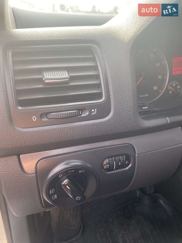 Седан Volkswagen Jetta 2008 в Белой Церкви