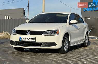 Седан Volkswagen Jetta 2012 в Одесі