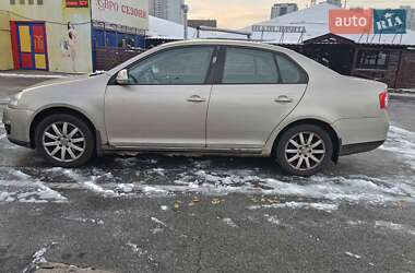 Седан Volkswagen Jetta 2008 в Киеве