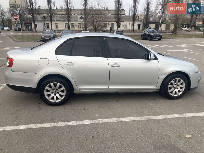 Седан Volkswagen Jetta 2008 в Борисполі