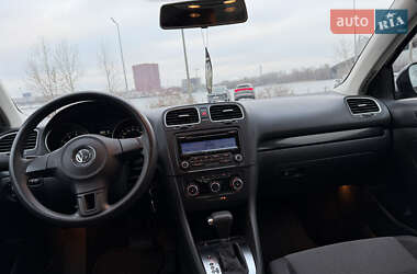 Універсал Volkswagen Jetta 2010 в Києві