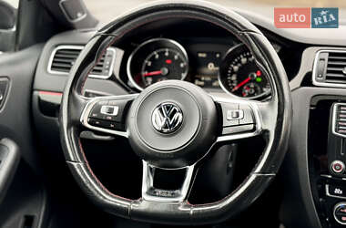 Седан Volkswagen Jetta 2016 в Вінниці