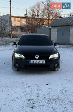 Седан Volkswagen Jetta 2014 в Кременчуці