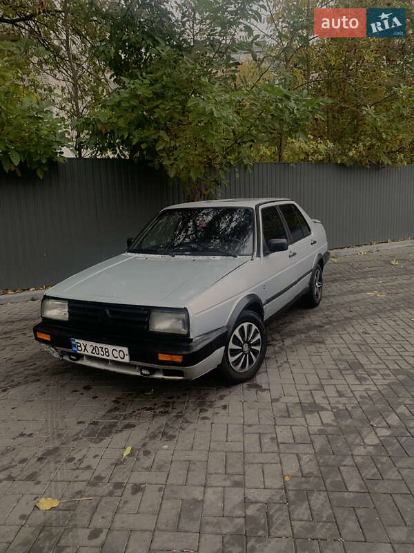 Седан Volkswagen Jetta 1990 в Городку