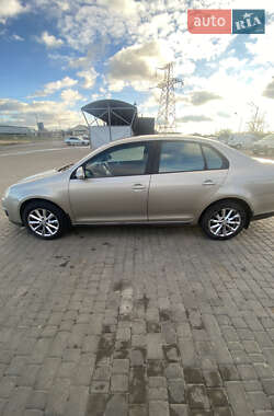 Седан Volkswagen Jetta 2006 в Одесі